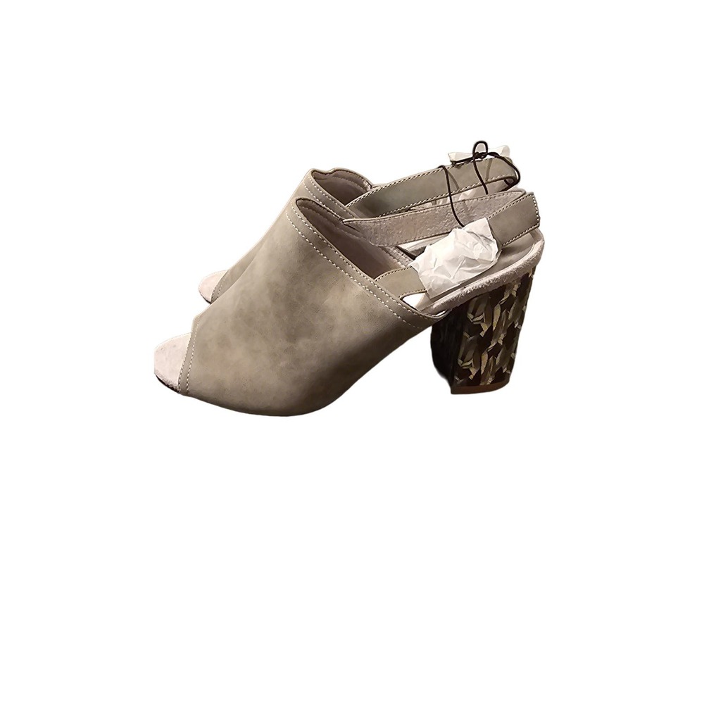 Muk Luk heels gray size‎ 9 NWT